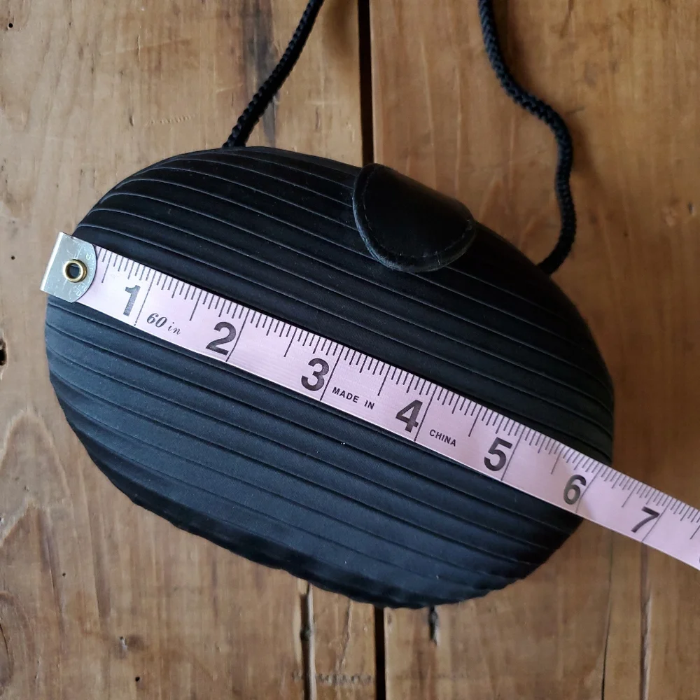 Delill Creation VINTAGE Black Pleated Satin Evening Bag - Picture 13 of 16